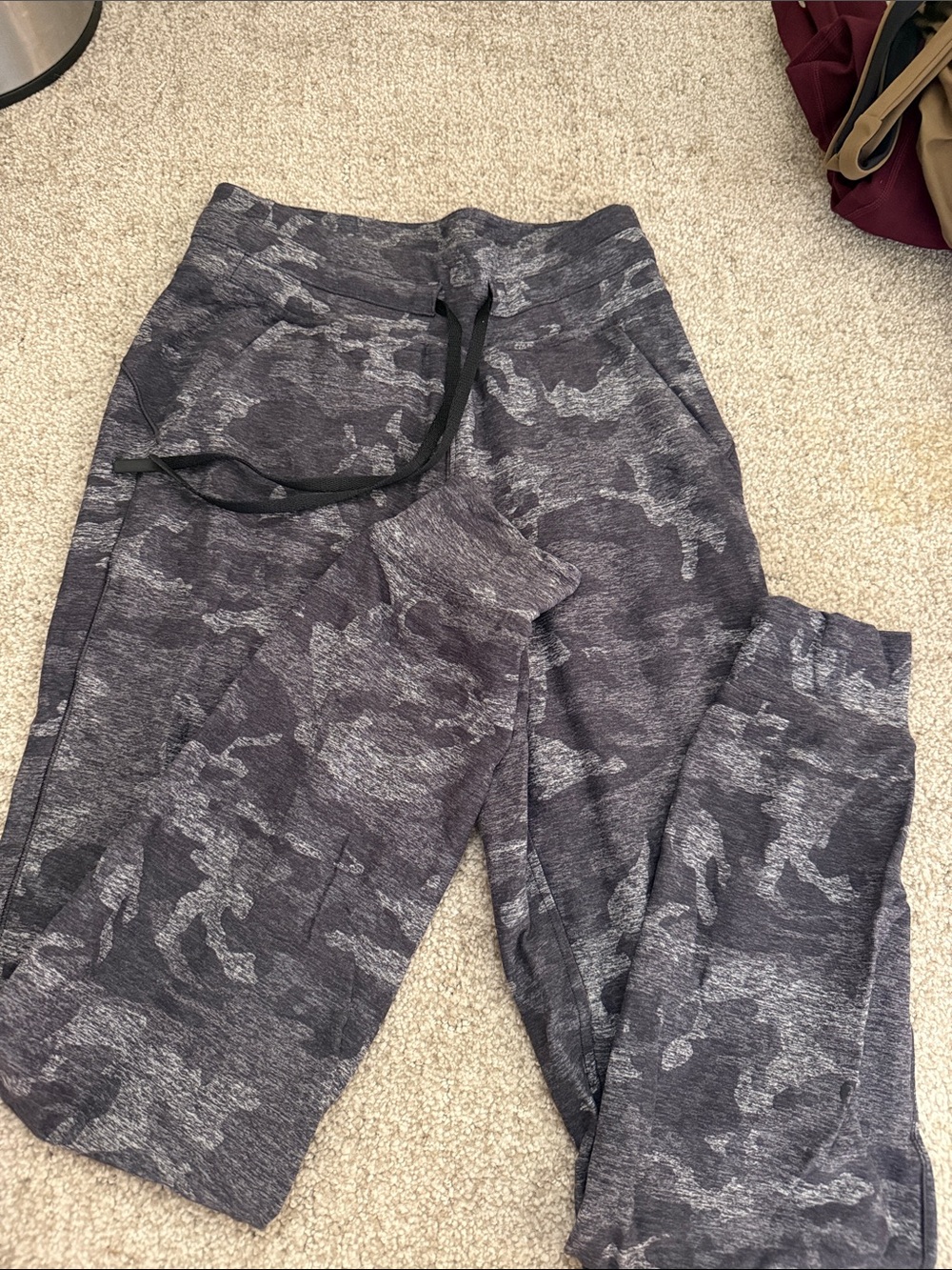 Lululemon Camo Joggers Size 2
